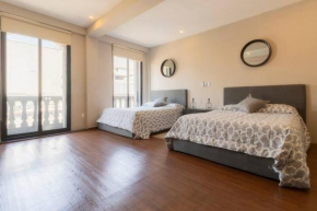 406 Location 2Bdrm 2baths AC Rooftop